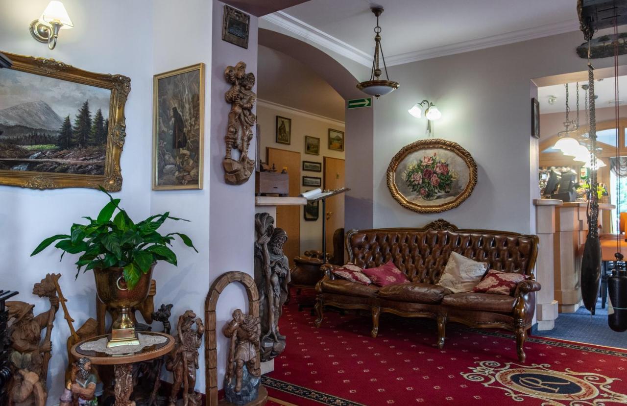 Hotel Rezydencja คาร์ปัตซ์ ภายนอก รูปภาพ