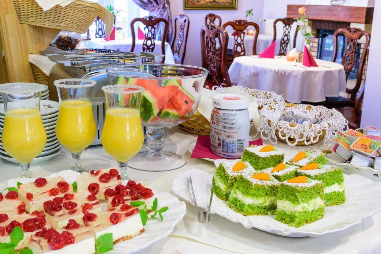 Hotel Rezydencja คาร์ปัตซ์ ภายนอก รูปภาพ